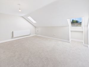 Bedroom- click for photo gallery